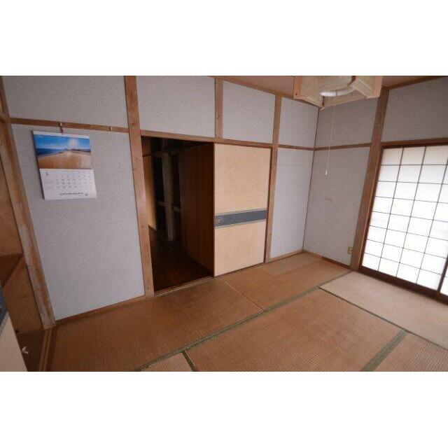 柔らかい畳が心地よい和室