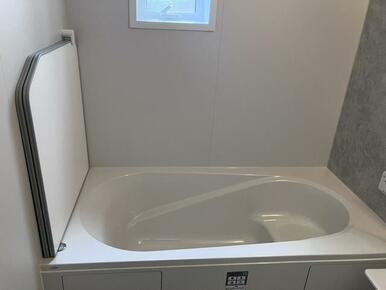 たまりがちな疲れやモヤモヤイライラはバスタイムですっきり洗い流して（1号棟）