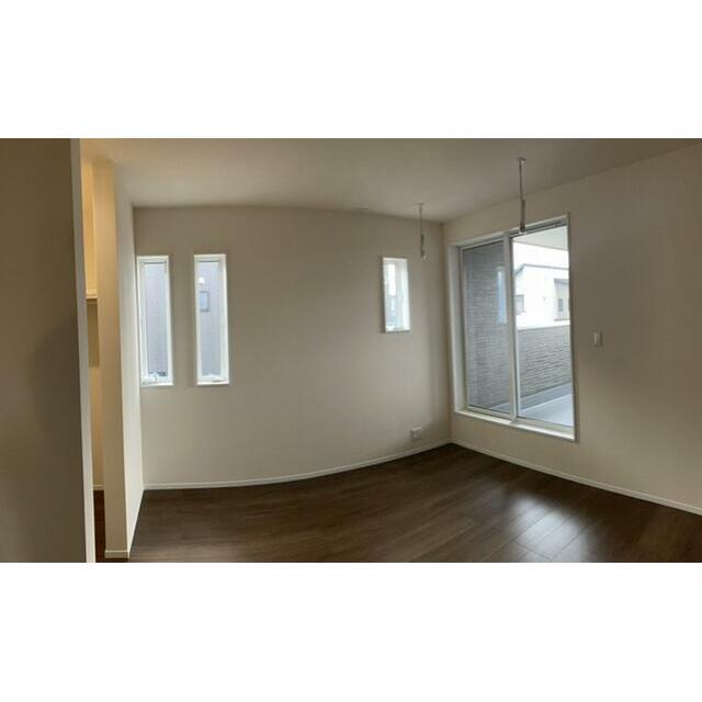 お持ちの家具の配置を考えると洋室のお部屋が暮らしやすいという方に（1号棟）