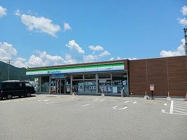 ファミリーマート氷上町稲継店