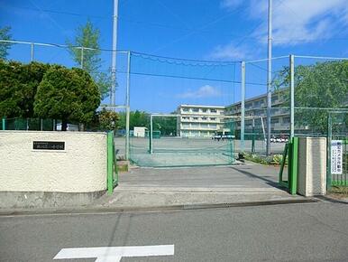 町田市立鶴川第二中学校