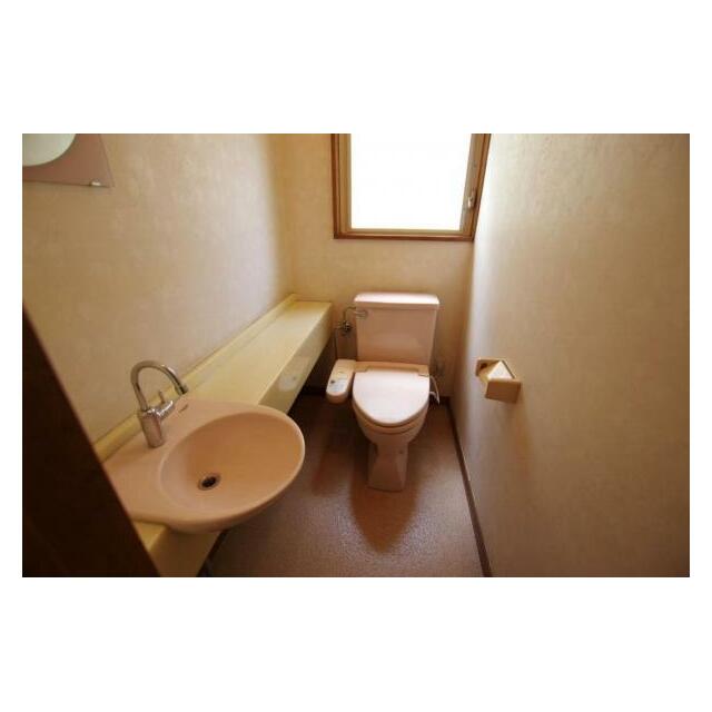 採光窓は臭い対策にもなって清潔な空間を保てます