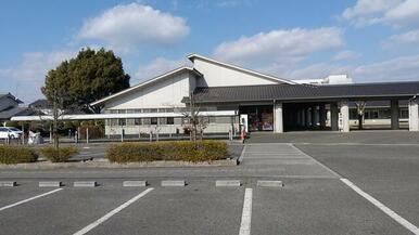 福山市かんなべ図書館