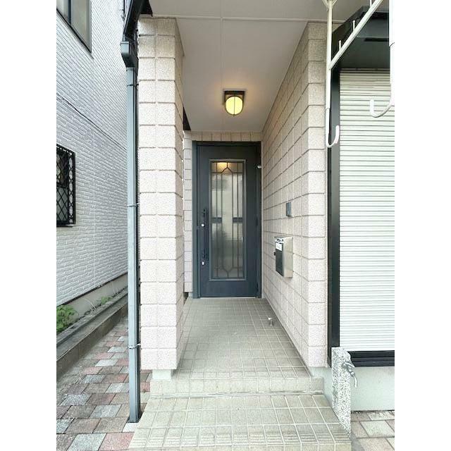 玄関ポーチ