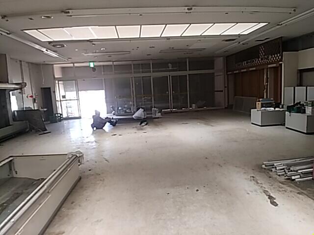 commercial 高城字町