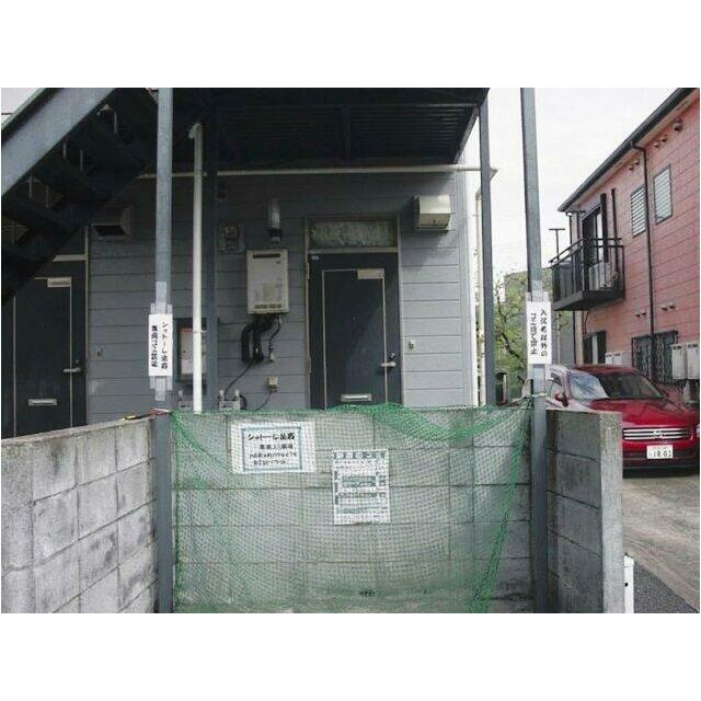 敷地内ゴミ置き場