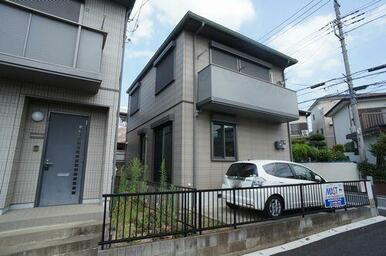 隣地も同じくシャーメゾンです☆