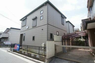 違った角度から見た感じです☆