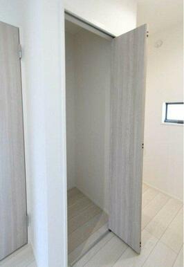 買いだめ歓迎！ティッシュペーパー・洗剤などのストックをまとめて管理。
