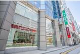 情報提供会社