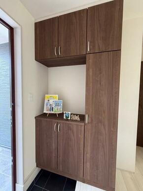 案外増えてしまう靴も収納があるので安心（1号棟）