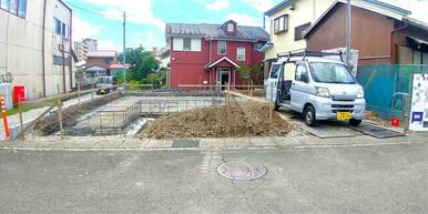 御殿場市街地に限定１棟の戸建て！　大通りを一本入った落ち着いた住環境♪