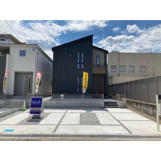 毎日がもっと特別になる場所（1号棟）
