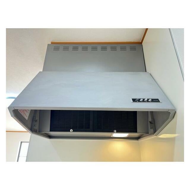 「キッチン」油汚れも拭き取りやすい、掃除しやすいレンジフードです