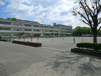 町田市立鶴川第三小学校