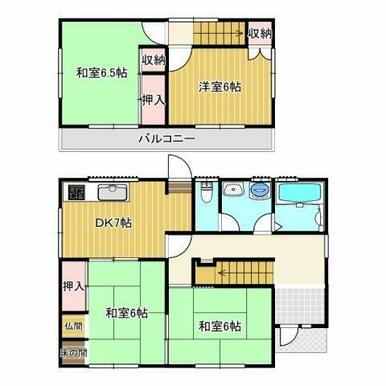 日吉台2丁目の高台に位置する中古物件。1階にはDK7帖と6帖の和室2部屋、2階には洋室6帖と和室6.5帖があり、