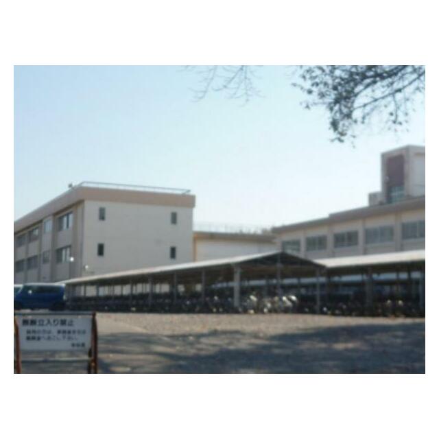 真岡中学校　1875ｍ/徒歩24分、車5分