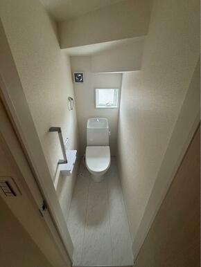 見落としなしで隅々チェック。トイレは家を映す鑑となります。（1号棟）