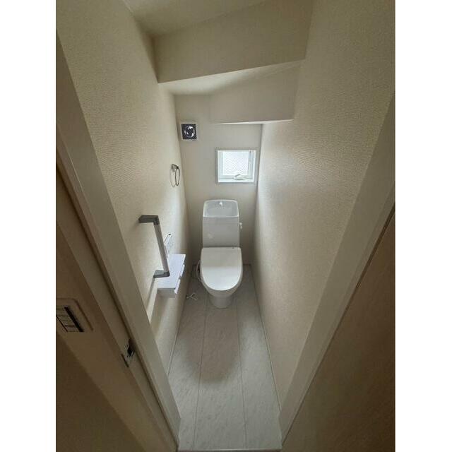 見落としなしで隅々チェック。トイレは家を映す鑑となります。（1号棟）