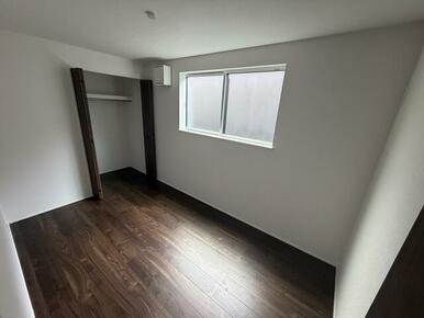 【１号棟】３階洋室5.0帖のお部屋です。
