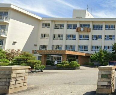 富山市立興南中学校