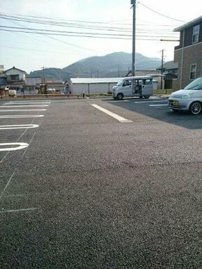 駐車場完備です