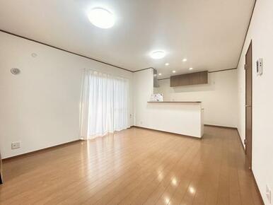 LDK　レースカーテン付　(２)