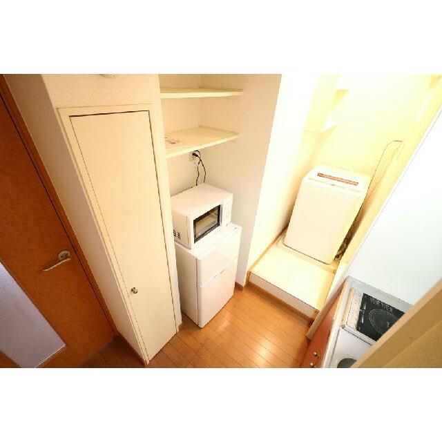 室内洗濯機完備によりお手軽に引越しが可能！