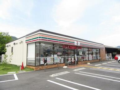セブンイレブン春日黒井店