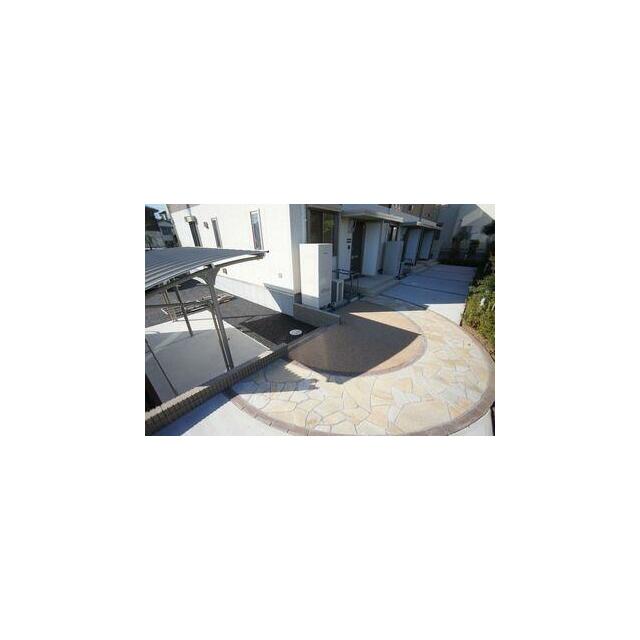 足元を美しく彩る「スタンプクリート」。来客にも自慢出来る仕上げです！