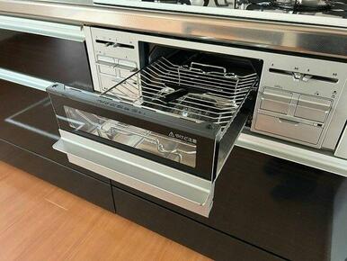 「レンジフード」新品交換済みです。