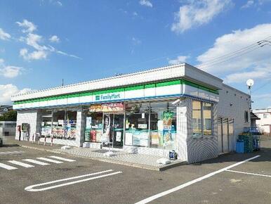 ファミリーマート苫小牧澄川店