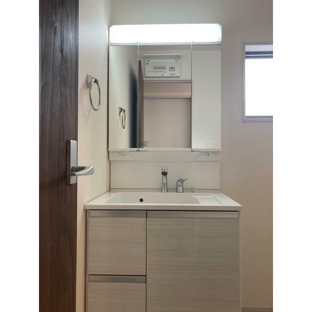 お気に入りの洗顔＆歯磨きアイテムで毎日を楽しく清潔に（6号棟）