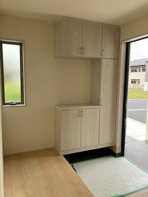 帰ってきたらまずは玄関で消毒や消臭を（5号棟）