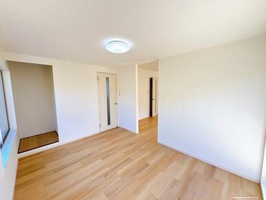 「LDK」壁があるので食事の空間と分けることができます