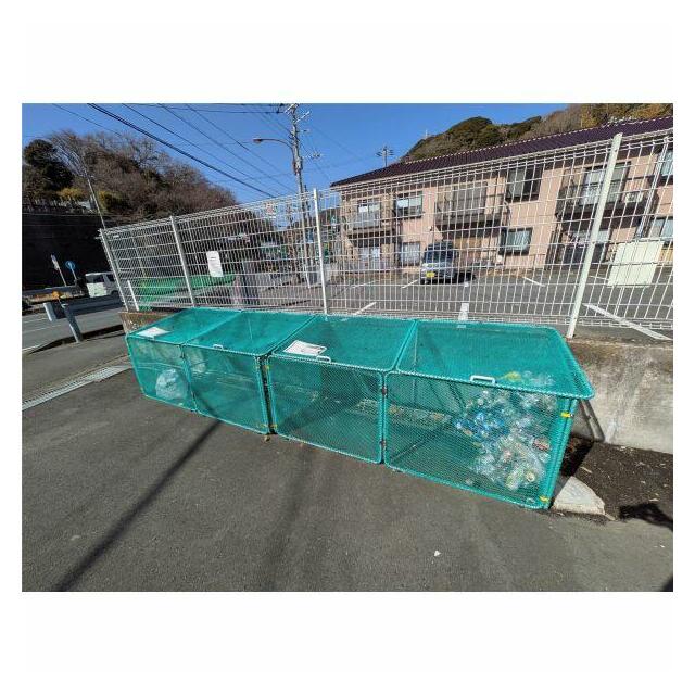 ゴミ捨て場