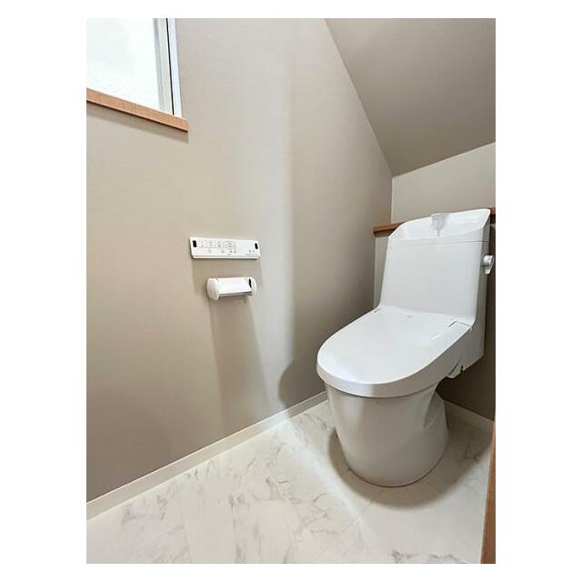 トイレ新品交換済み