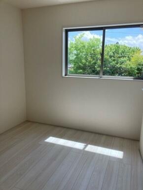 お持ちの家具の配置を考えると洋室のお部屋が暮らしやすいという方に（1号棟）