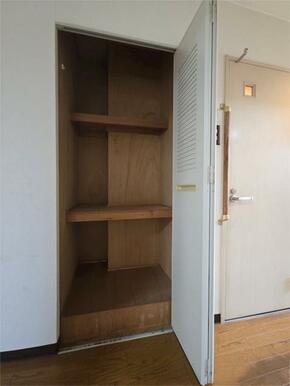 廊下収納