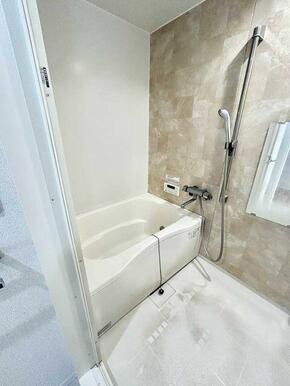 apartment 山内町大字三間坂