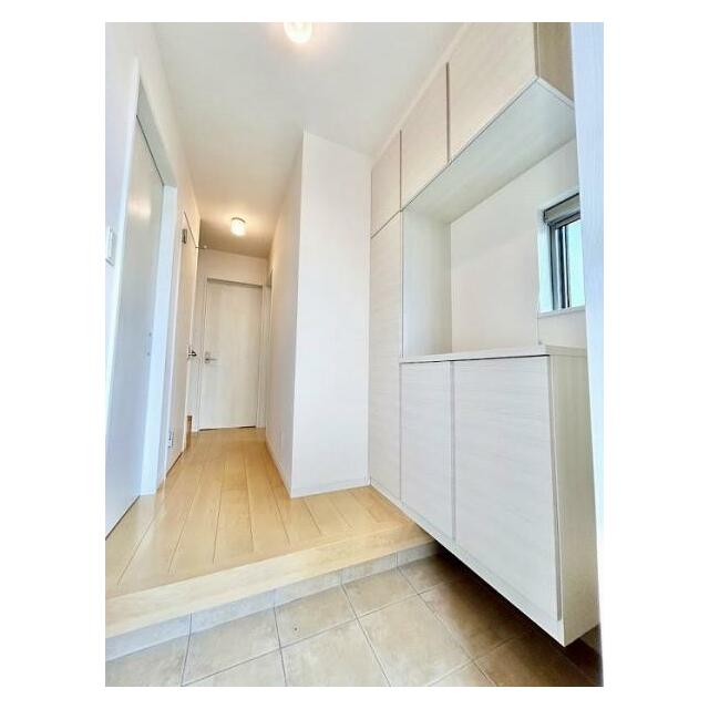 「玄関」大容量のシューズBOXがあります。