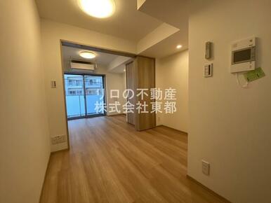 明るく開放感のあるダイニングキッチンです♪