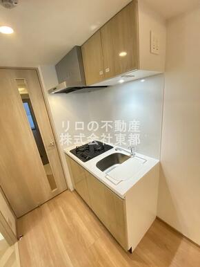 作業スペース広々♪システムキッチン♪