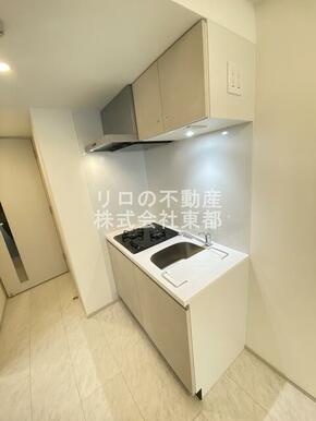 上下に収納あり！使い勝手の良いキッチンです！！