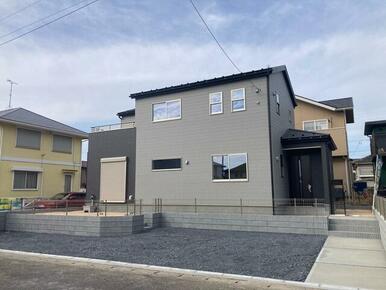 未来を鮮やかに彩る住まい（1号棟）