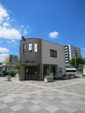 センター北駅前交番