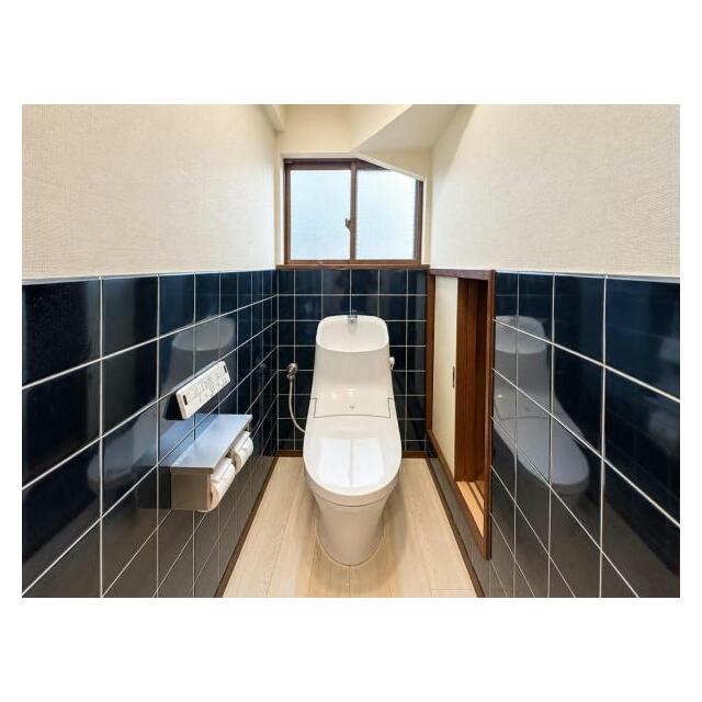 ほっと安らげるトイレ空間です。