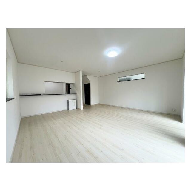 「LDK約20.4畳」別角度撮影