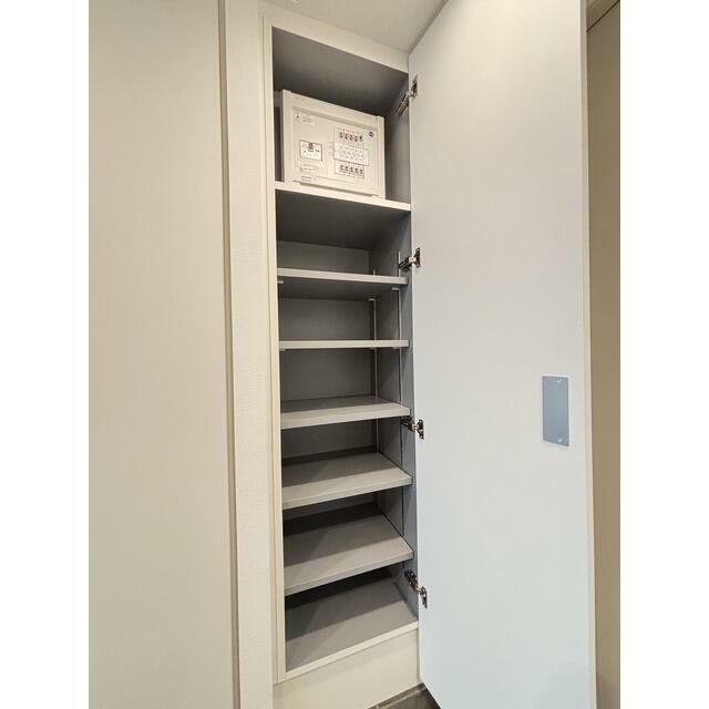 シューズボックス