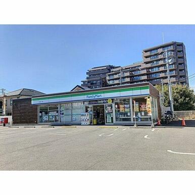 ファミリーマート　大和南二丁目店